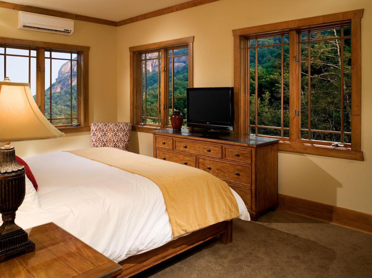 The Esmeralda Inn&Restaurant Chimney Rock Habitación foto